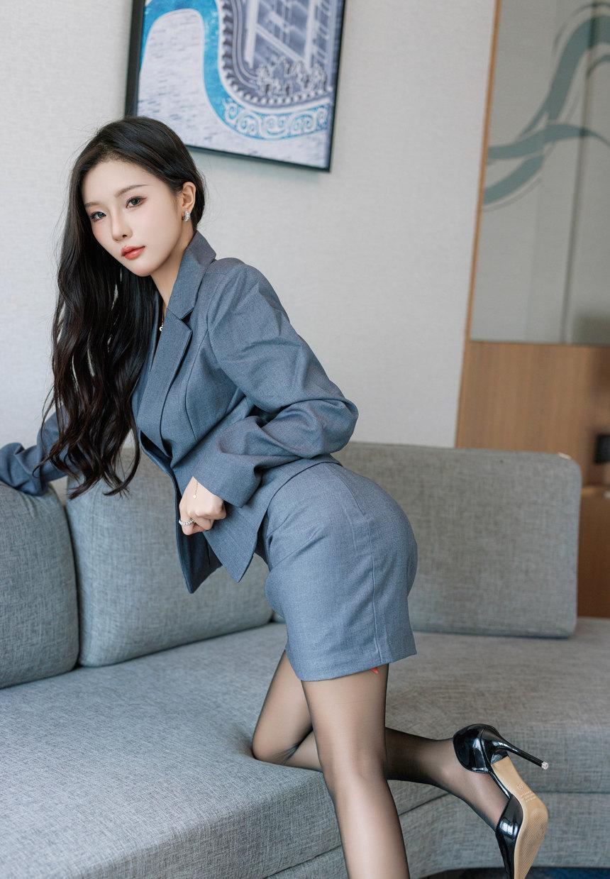 [XiuRen秀人网] 2023.10.16 No.7511 七七kiko [48+1P]