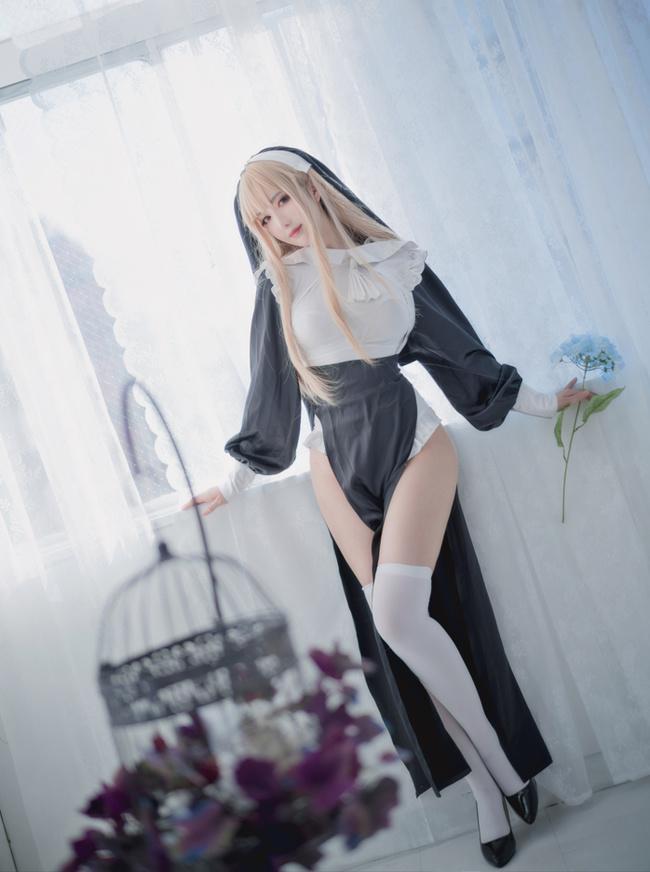 Shika小鹿鹿 – NO.089 修女[16P-172MB]