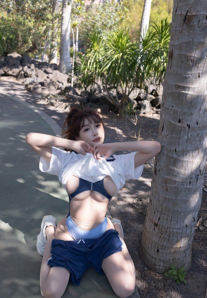 [XiuRen秀人网] 2025.03.06 No.9979 陆萱萱 [84+1P]