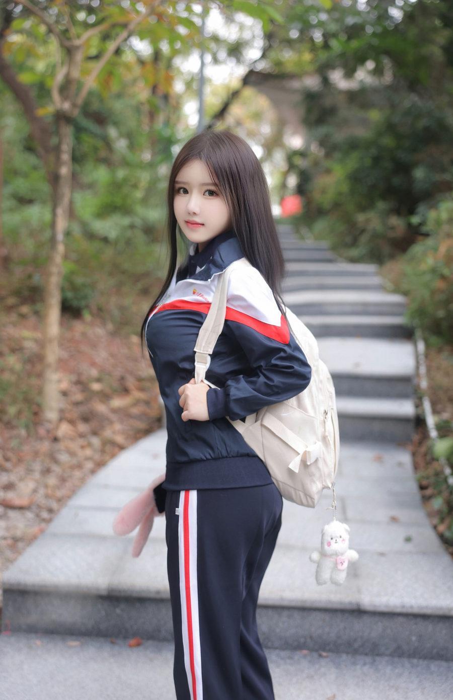 [XiuRen秀人网] 2024.04.02 No.8335 小薯条nienie [88+1P]