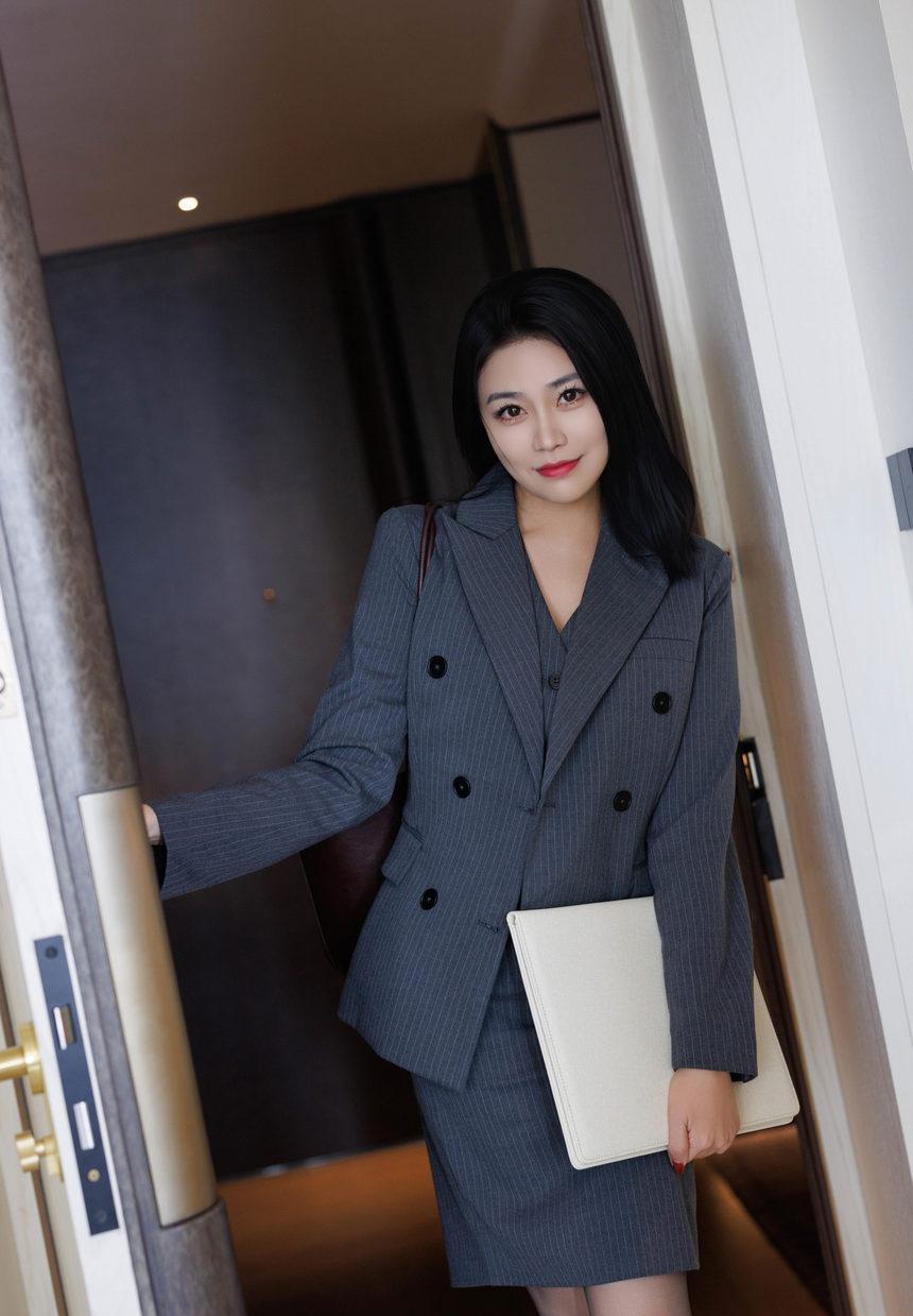 [IMISS爱蜜社] 2025.03.19 VOL.787 许诺Sabrina [106+1P]