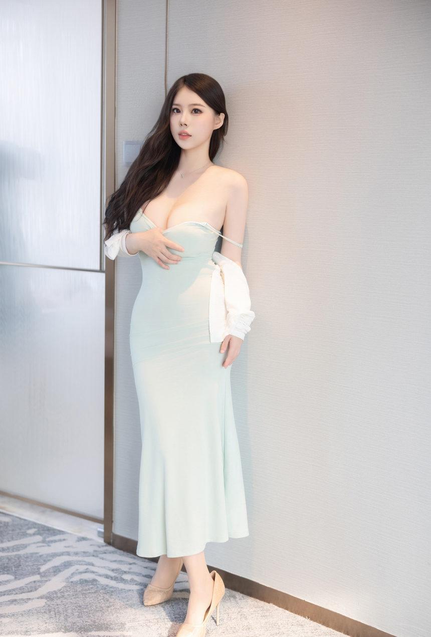 [XiuRen秀人网] 2024.08.28 No.9080 白茹雪abby [83+1P]