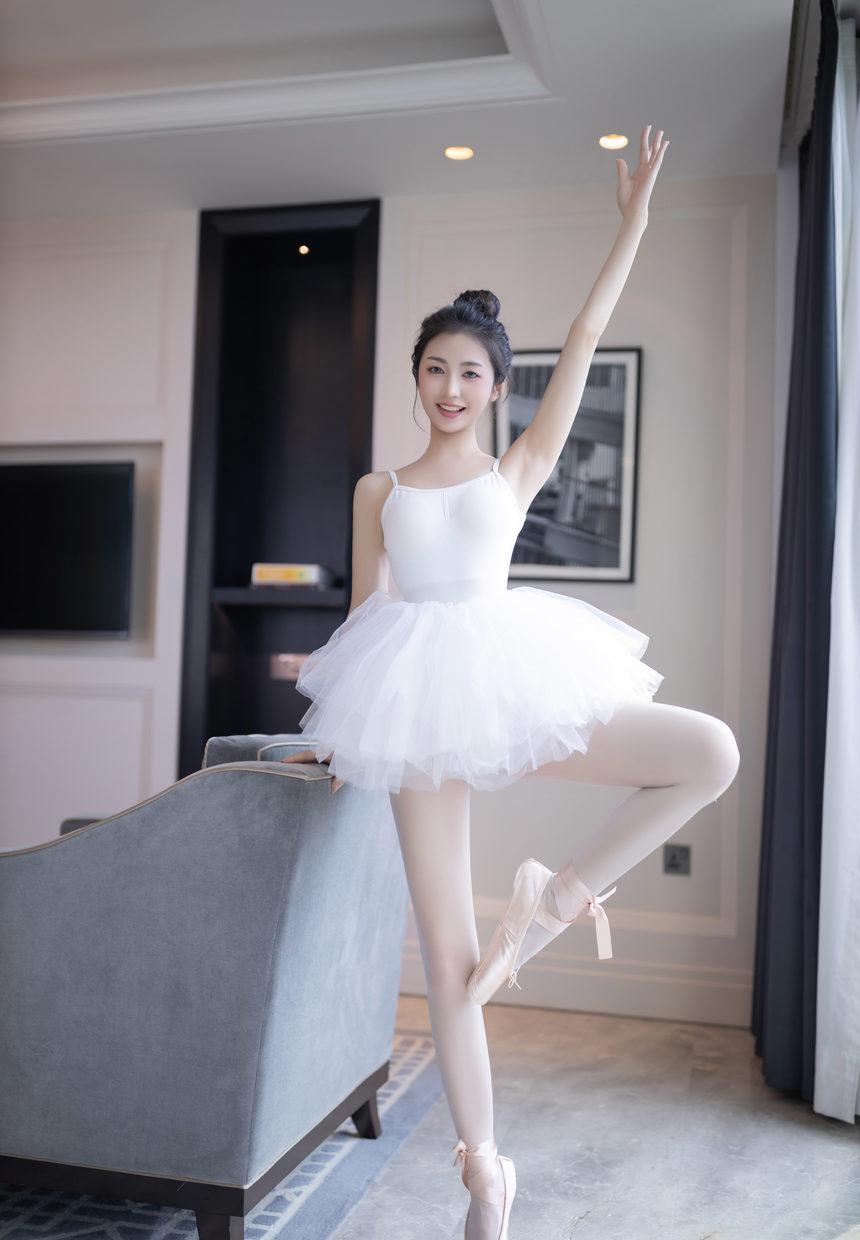 [XiuRen秀人网] 2024.06.05 No.8657 鱼尾fish [80+1P]