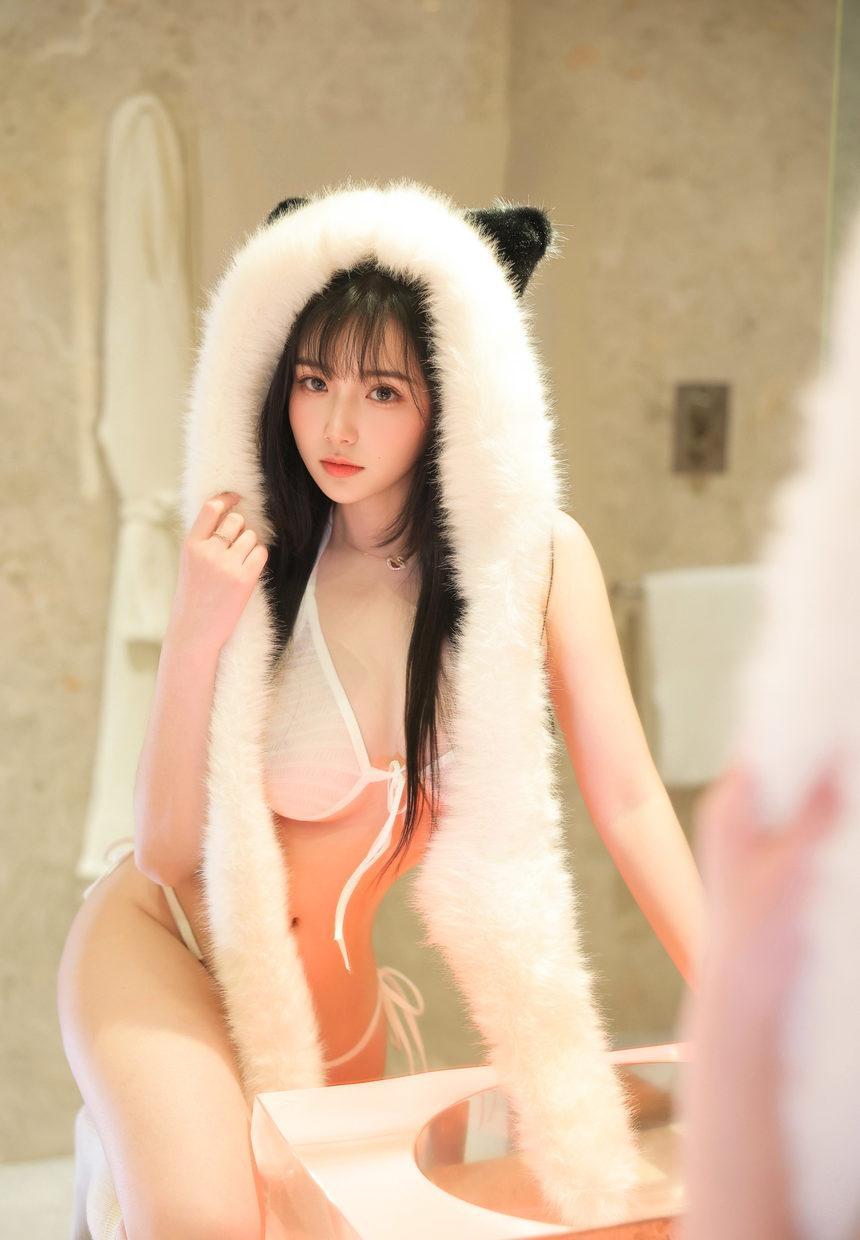 [XiuRen秀人网] 2025.05.21 No.10302 软情 [51+1P]