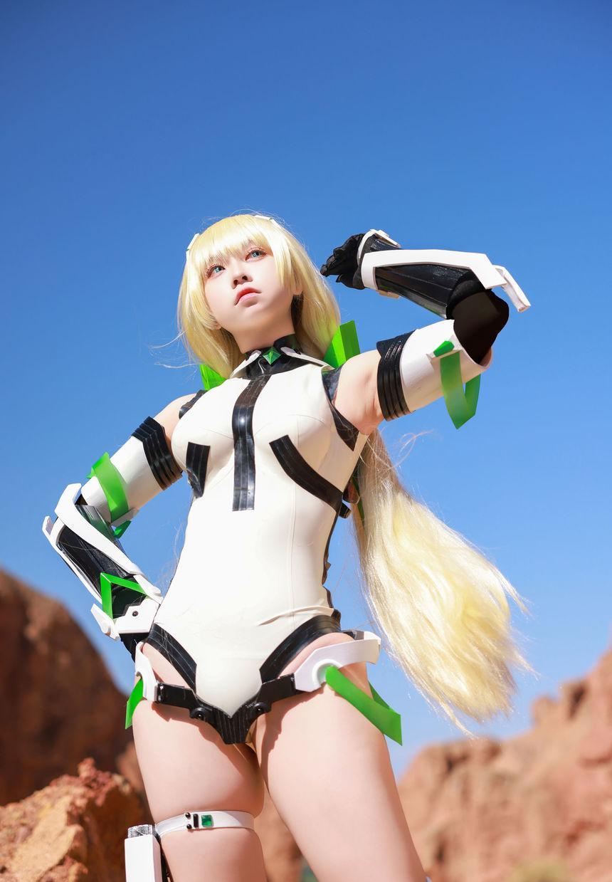 G44不会受伤 –  乐园追放 安吉拉 [40P-818MB]