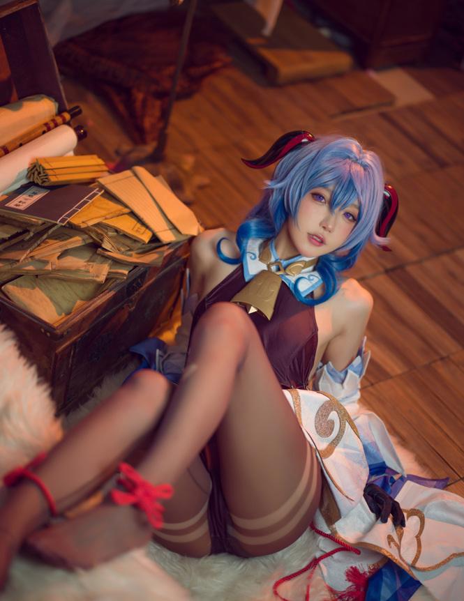 阿包也是兔娘 – NO.040 11月舰长《原神甘雨》[30P/374MB]