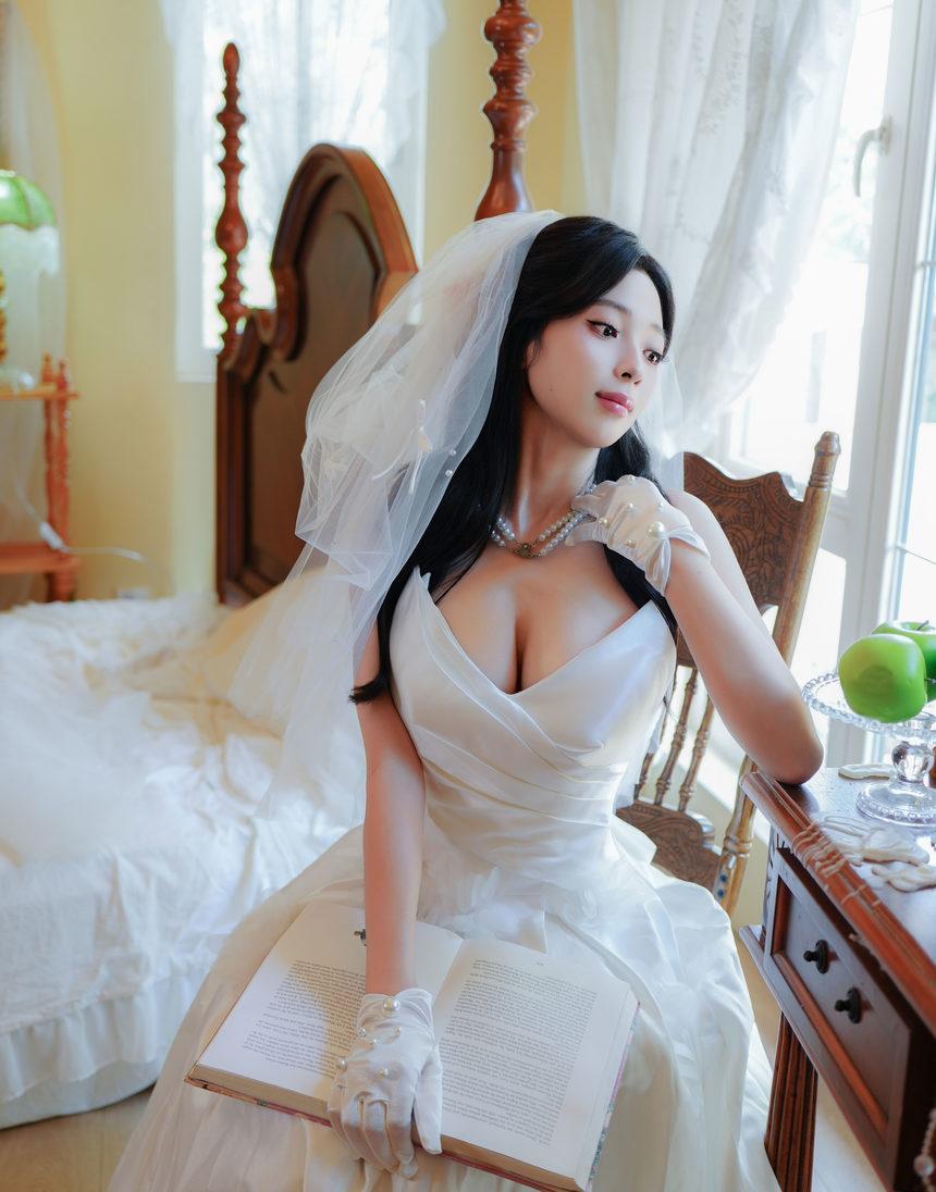 [XiuRen秀人网] 2025.09.16 No.10769 朱朱molly [54+1P]