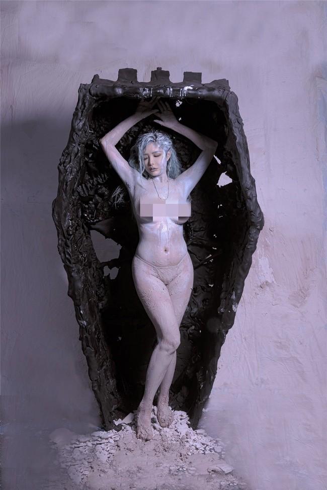 秋和柯基 – NO.87 复生[73P-770MB]