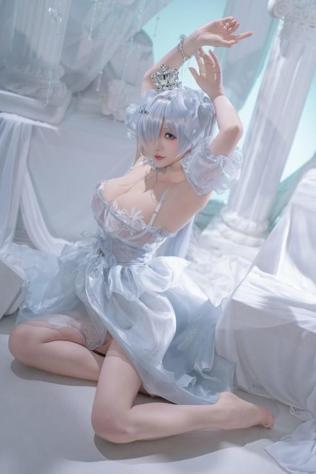 星之迟迟 NO.235 2025年3月计划D NIKKE 灰姑娘 [37P 170.08 MB]