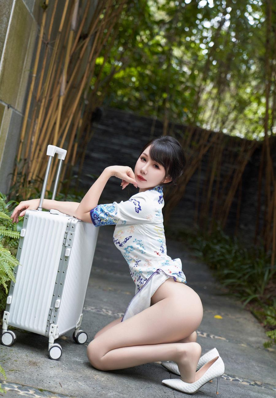 [XiuRen秀人网] 2023.12.13 No.7804 波巧酱 [71+1P]