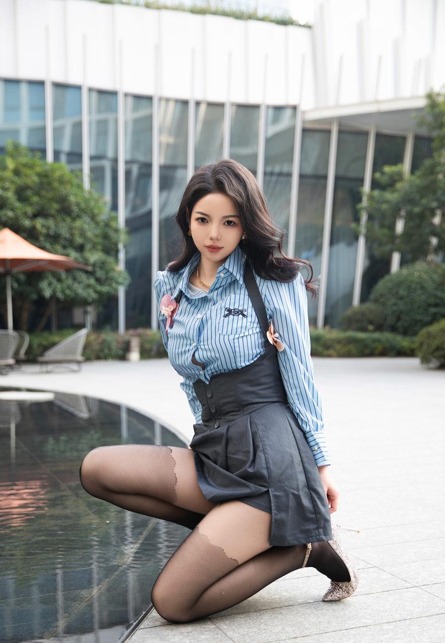 [XiuRen秀人网] 2024.01.18 No.7979 大美妞儿 [82+1P]