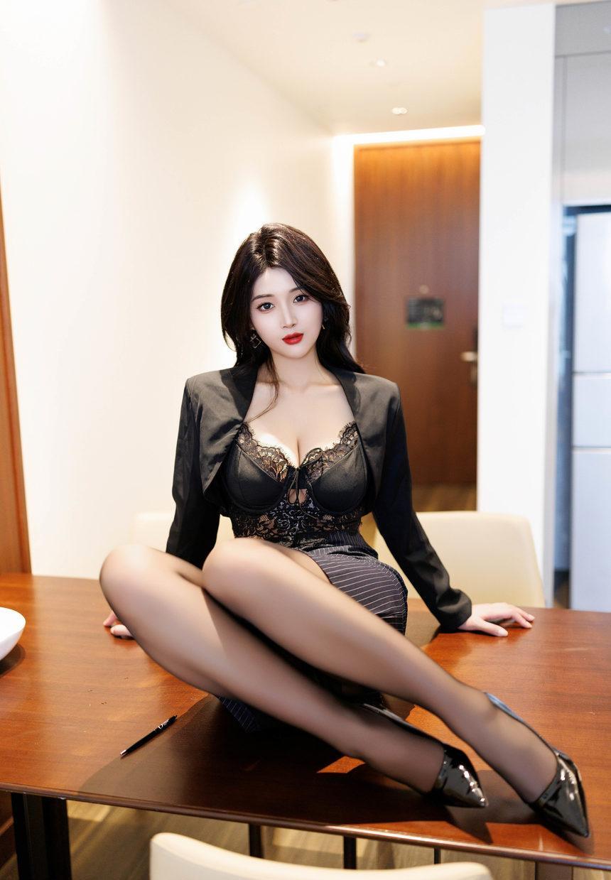 [XiuRen秀人网] 2025.01.08 No.9728 南乔 [90+1P]