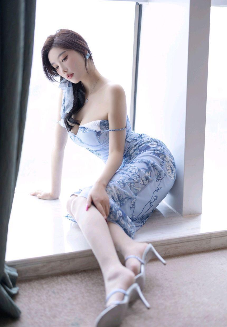 [XiuRen秀人网] 2024.10.08 No.9249 杨晨晨Yome [81+1P]