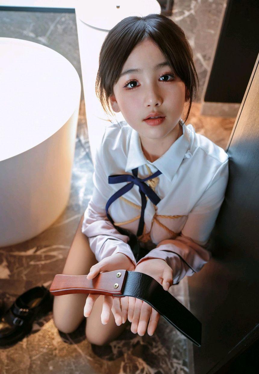 [XiuRen秀人网] 2025.02.28 No.9949 奶芙乔乔 [72+1P]