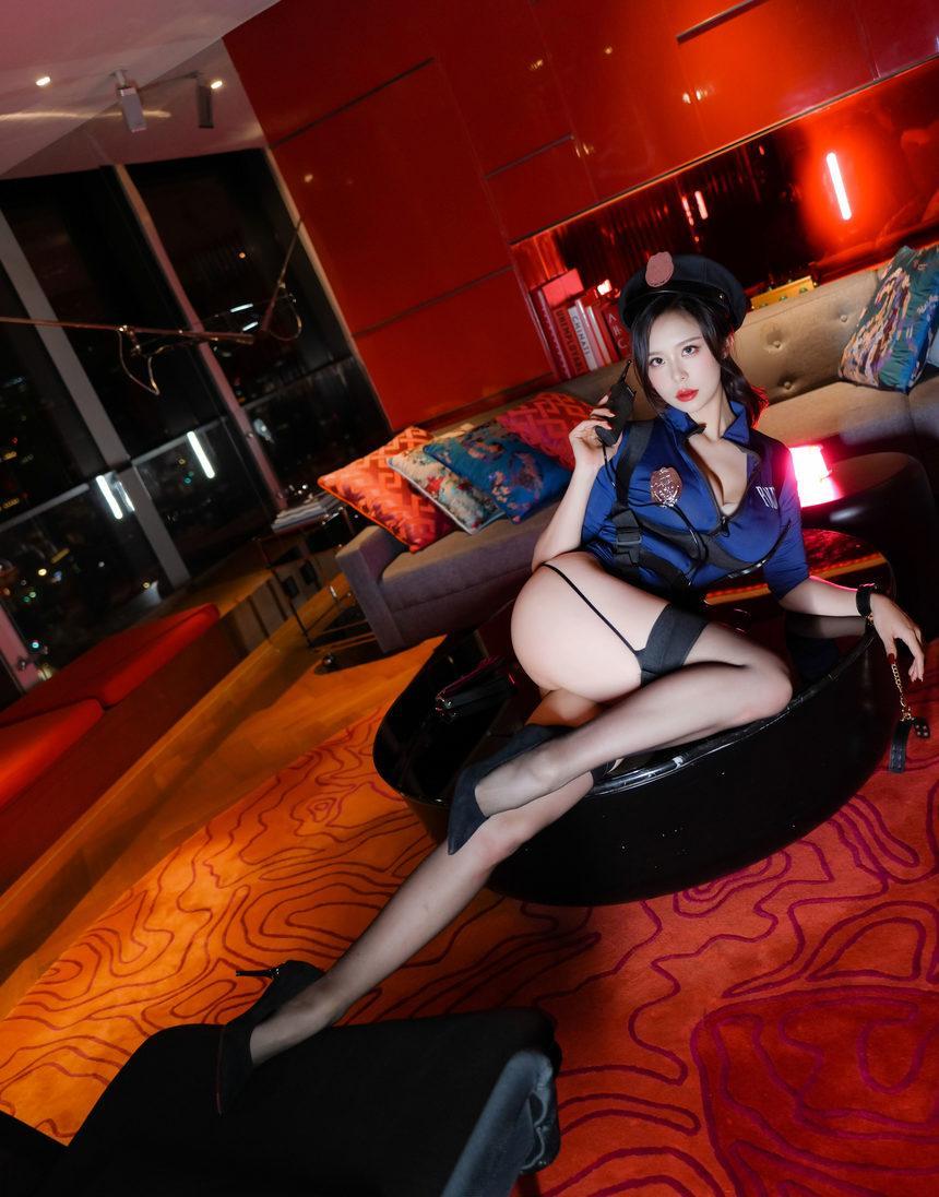 [XiuRen秀人网] 2025.07.22 No.10569 玫瑰我爱你 [80+1P]