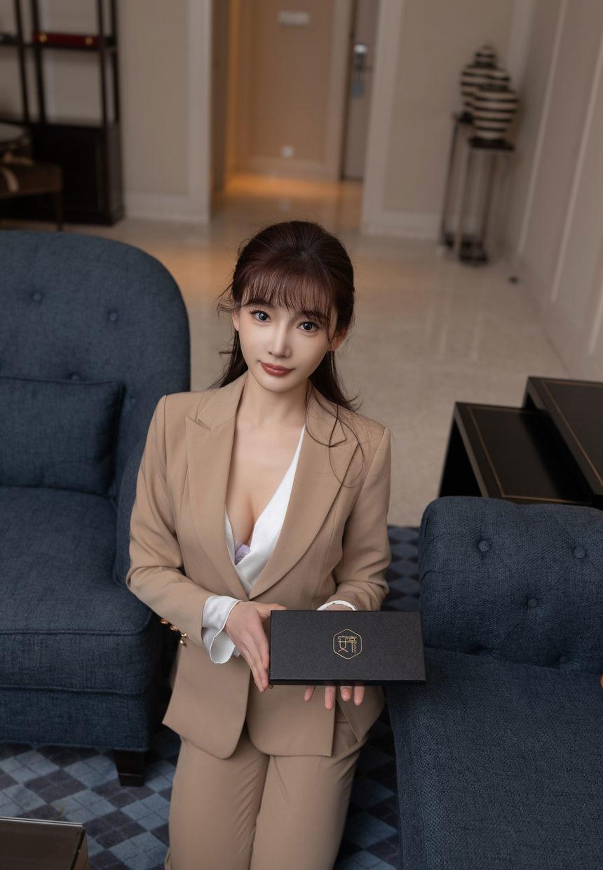 [XiuRen秀人网] 2025.02.13 No.9881 陆萱萱 [82+1P]