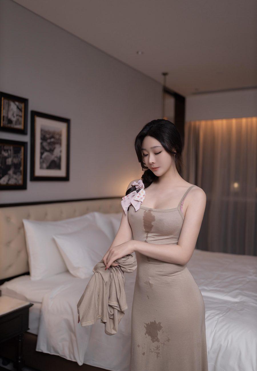 [XiuRen秀人网] 2024.04.18 No.8417 小逗逗 [84+1P]