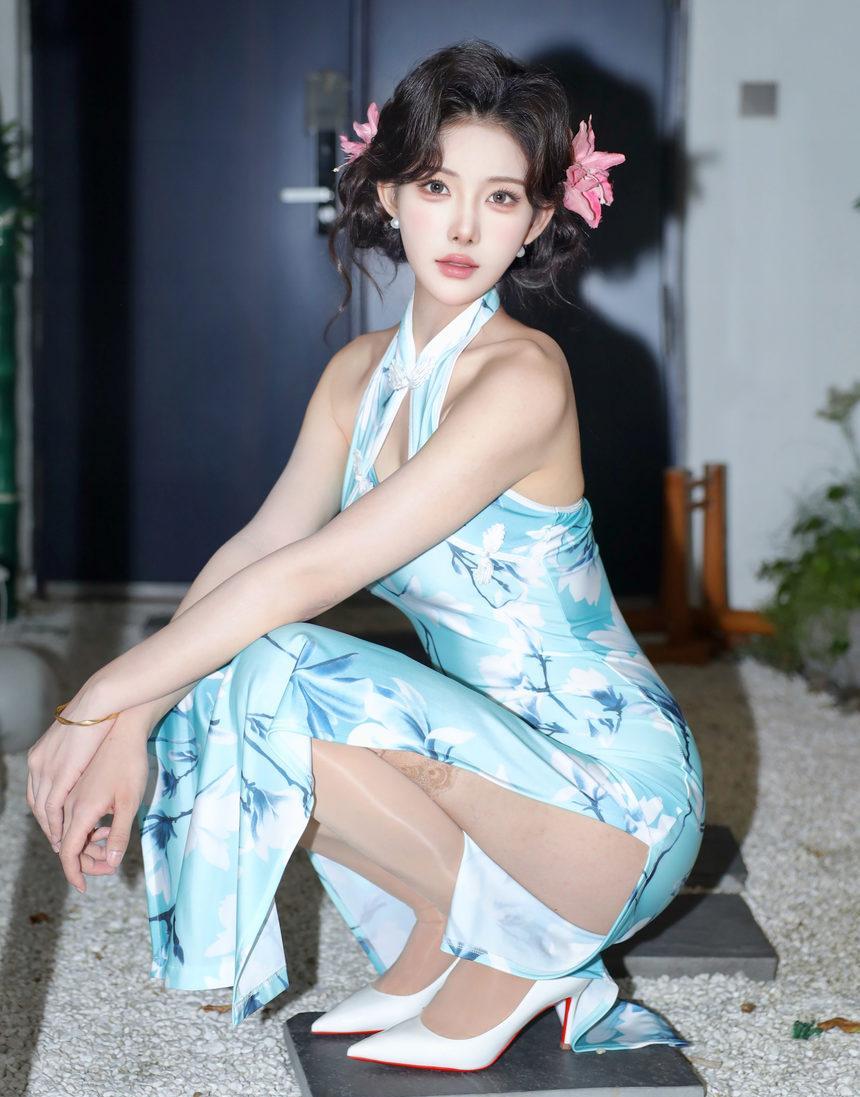 [XiuRen秀人网] 2025.07.28 No.10594 梨霜儿 [82+1P]