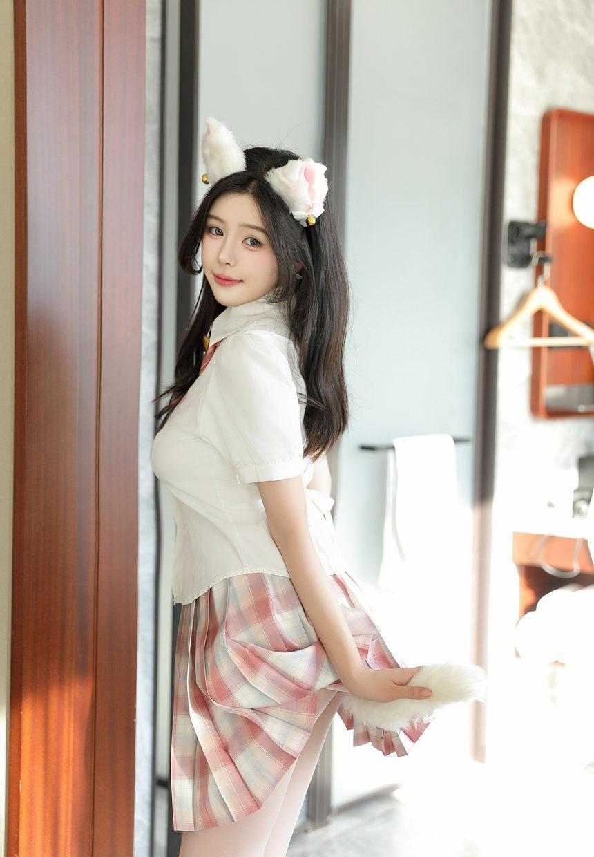 [XiuRen秀人网] 2024.10.12 No.9277 袁圆 [72+1P]