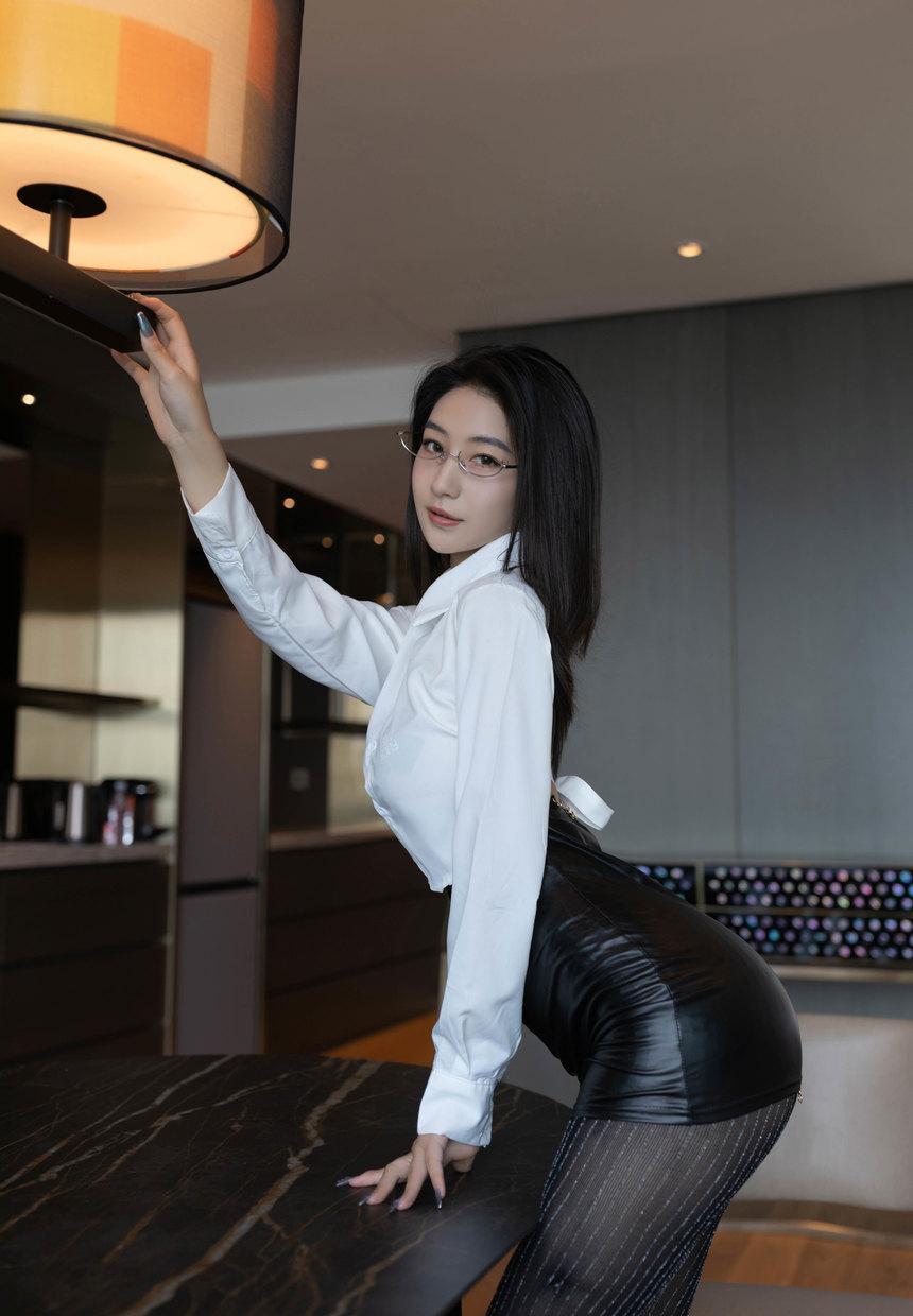 [XiuRen秀人网] 2023.10.23 No.7547 熊小诺 [78+1P]