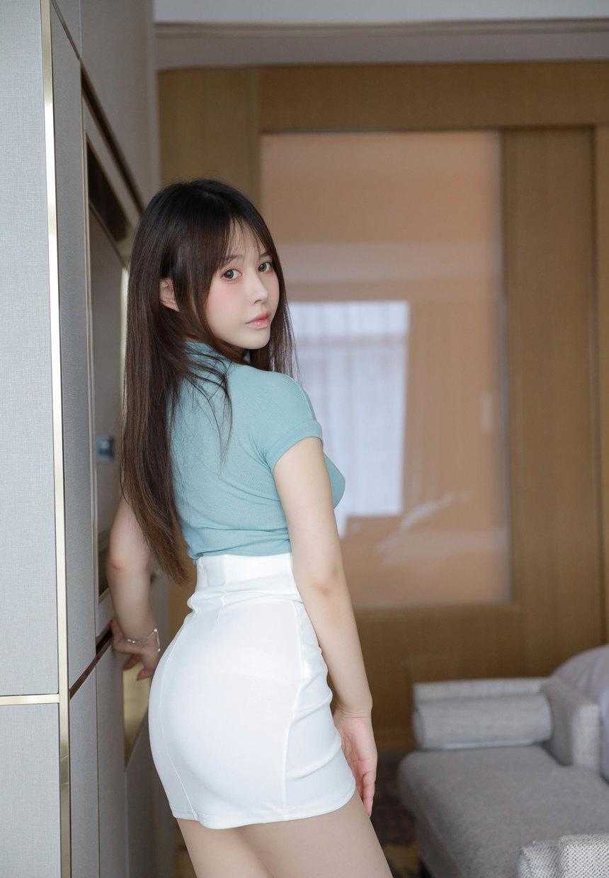 [XiuRen秀人网] 2023.11.03 No.7608 Evelyn艾莉 [65+1P]