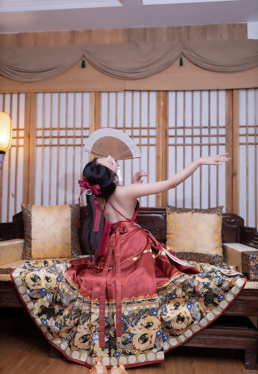 [XiuRen秀人网] 2024.02.08 No.8095 鱼子酱Fish [79+1P]