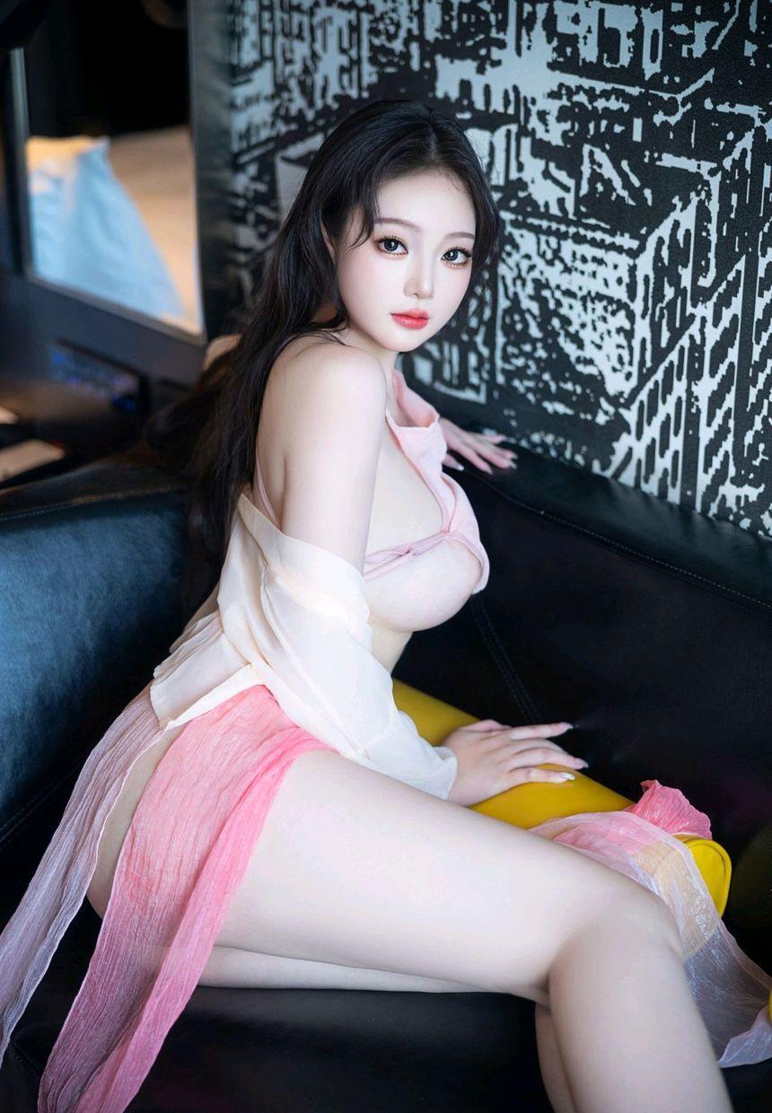 [XiuRen秀人网] 2024.09.26 No.9212 于诺诺ise [70+1P]