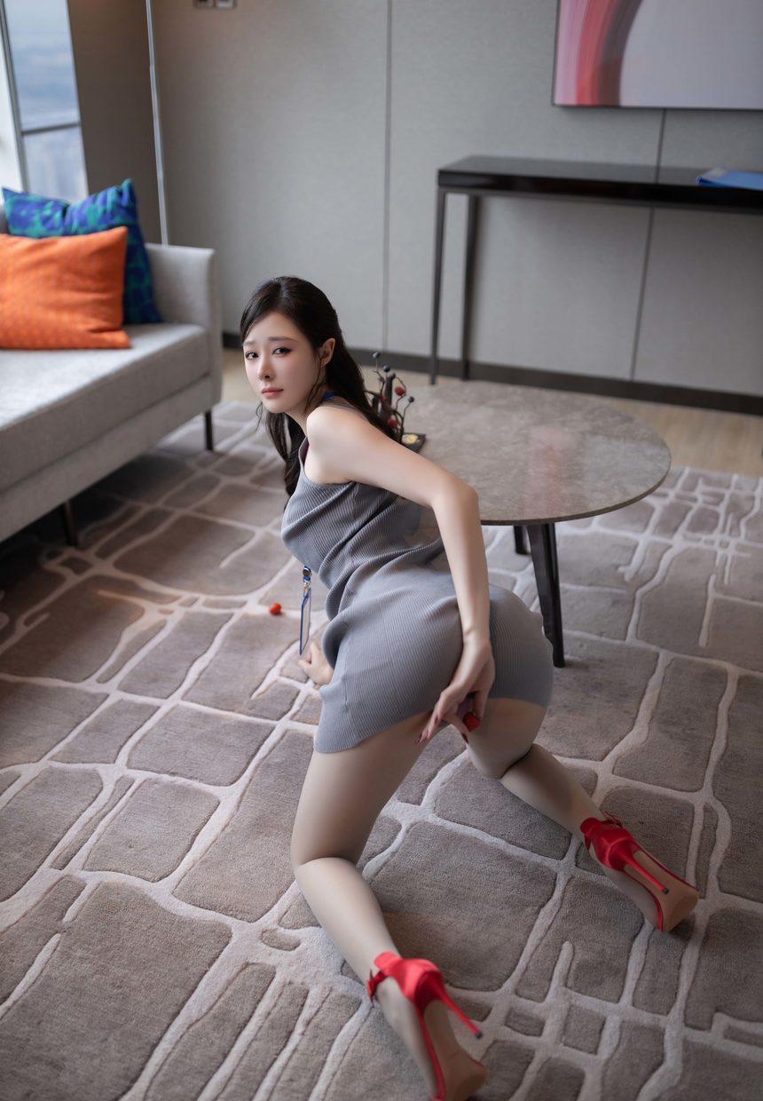 [XiuRen秀人网] 2024.11.22 No.9493 小逗逗 [80+1P]