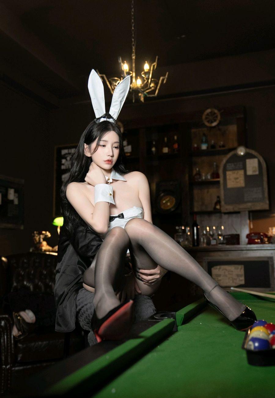 [XiuRen秀人网] 2024.03.29 No.8318 周于希Sally [107+1P]