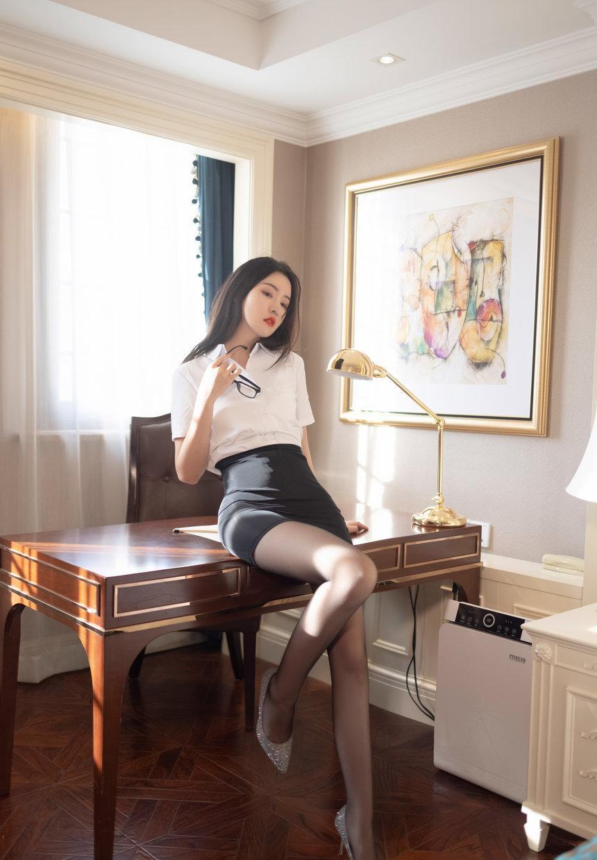 [XiuRen秀人网] 2021.07.15 No.3669 沈梦瑶 [61+1P]