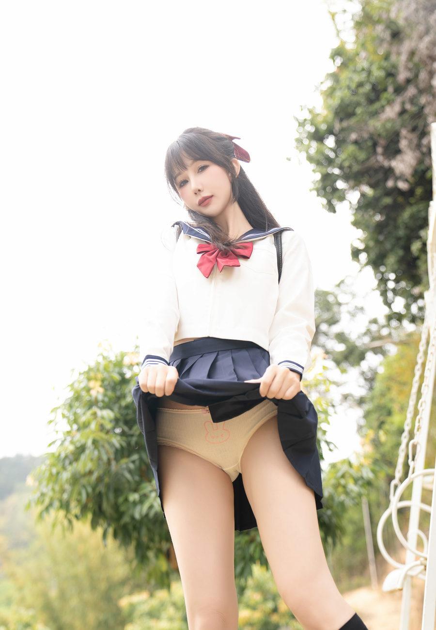 [XiuRen秀人网] 2024.04.10 No.8365 波巧酱 [85+1P]