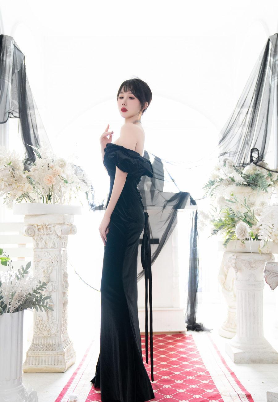 [XiuRen秀人网] 2024.02.05 No.8070 波巧酱 [87+1P]