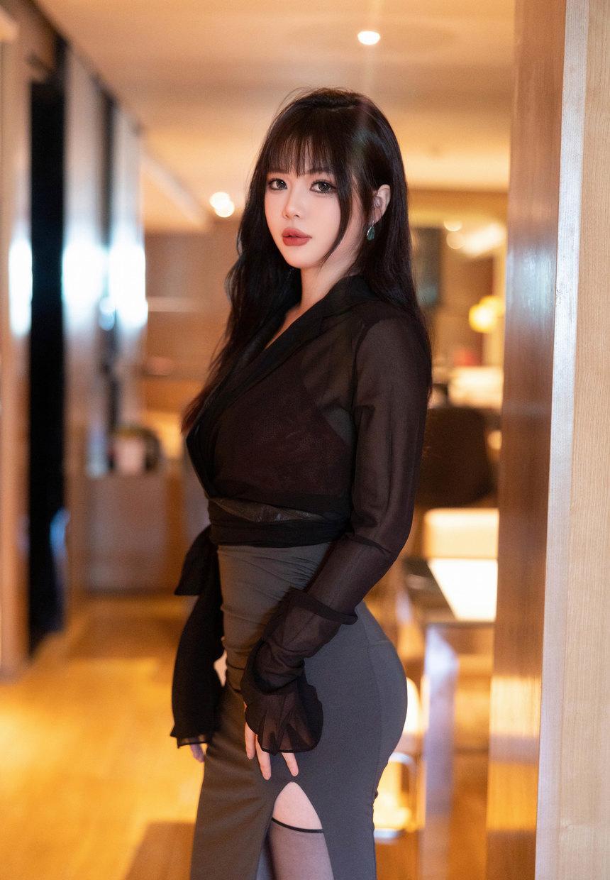 [XiuRen秀人网] 2023.10.18 No.7523 Arude薇薇 [83+1P]