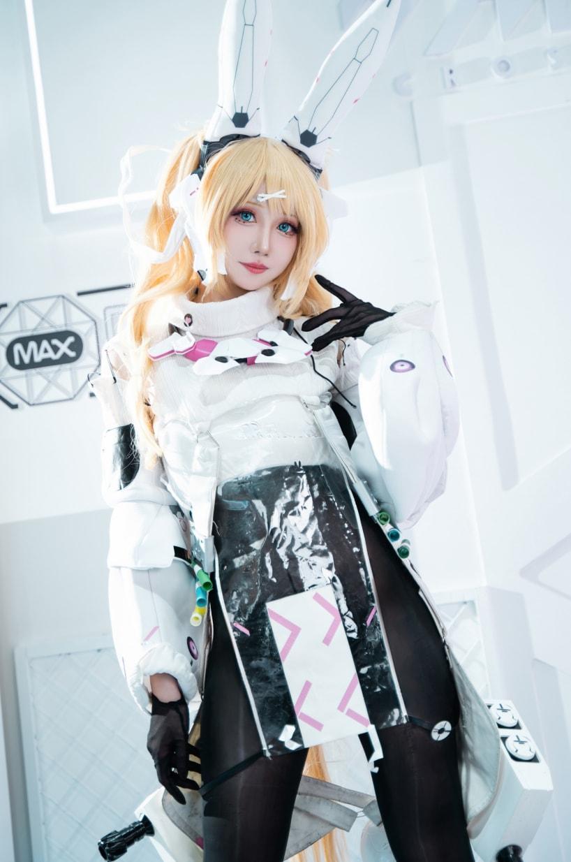 焖焖碳 交错战线莉普斯COS-作品推荐