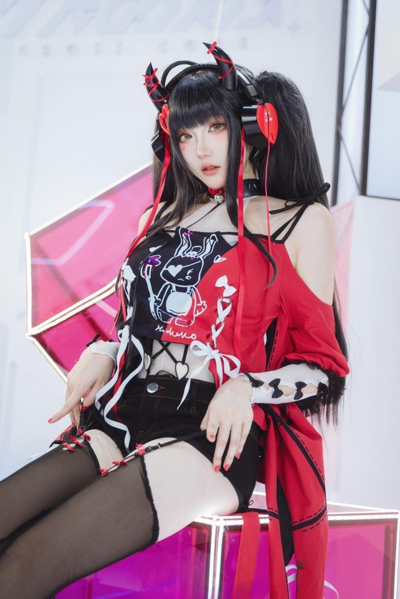 瓜希酱 交错战线cos旋律-高端精品